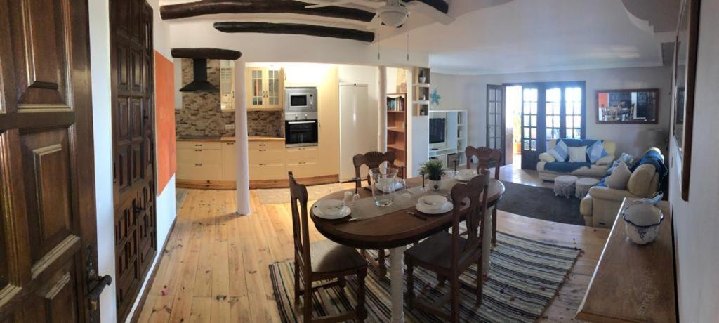Beautiful 3-Bed Vacation House In Macher Bagian luar foto
